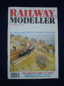 1 - Railway modeller - Sep 1993 - Contents page shown in photos