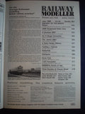 1 - Railway modeller - June 1989 - Contents page shown in photos