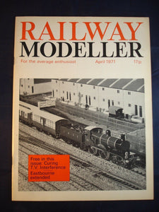 1 - Railway modeller - April 1971 - Contents page shown in photos