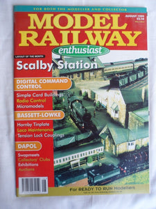 Model Railway enthusiast - August 1999 - Simple card buildings