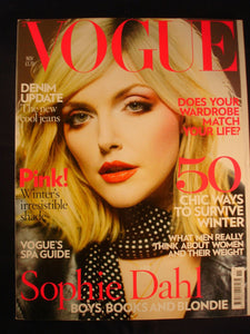 Vogue - November 2007 - Sophie Dahl