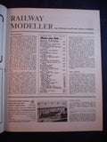 1 - Railway modeller - September 1964 - Contents page shown in photos