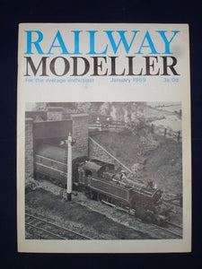 1 - Railway modeller - Jan 1969 - Contents page shown in photos