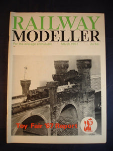 1 - Railway modeller March 1967 -  Contents page shown in photos