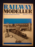 2 - Railway modeller - Jan 1977 - Contents page photos - GCR 10T sleeper wagon