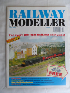 Railway modeller - May 2001 - MR 30 ton bogie bolster Scale drawings