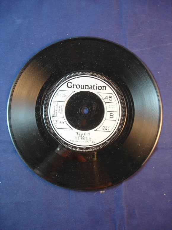 7'' Single Vinyl Reggae - The Mystics  ‎– God Bless The Youths - GRO 2049