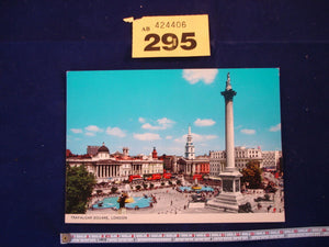 Postcard - London - Trafalgar square - Colourmaster - 1980's